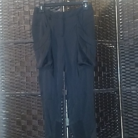 BCBG Black Satin Capri Pant size 0 - Picture 1 of 4